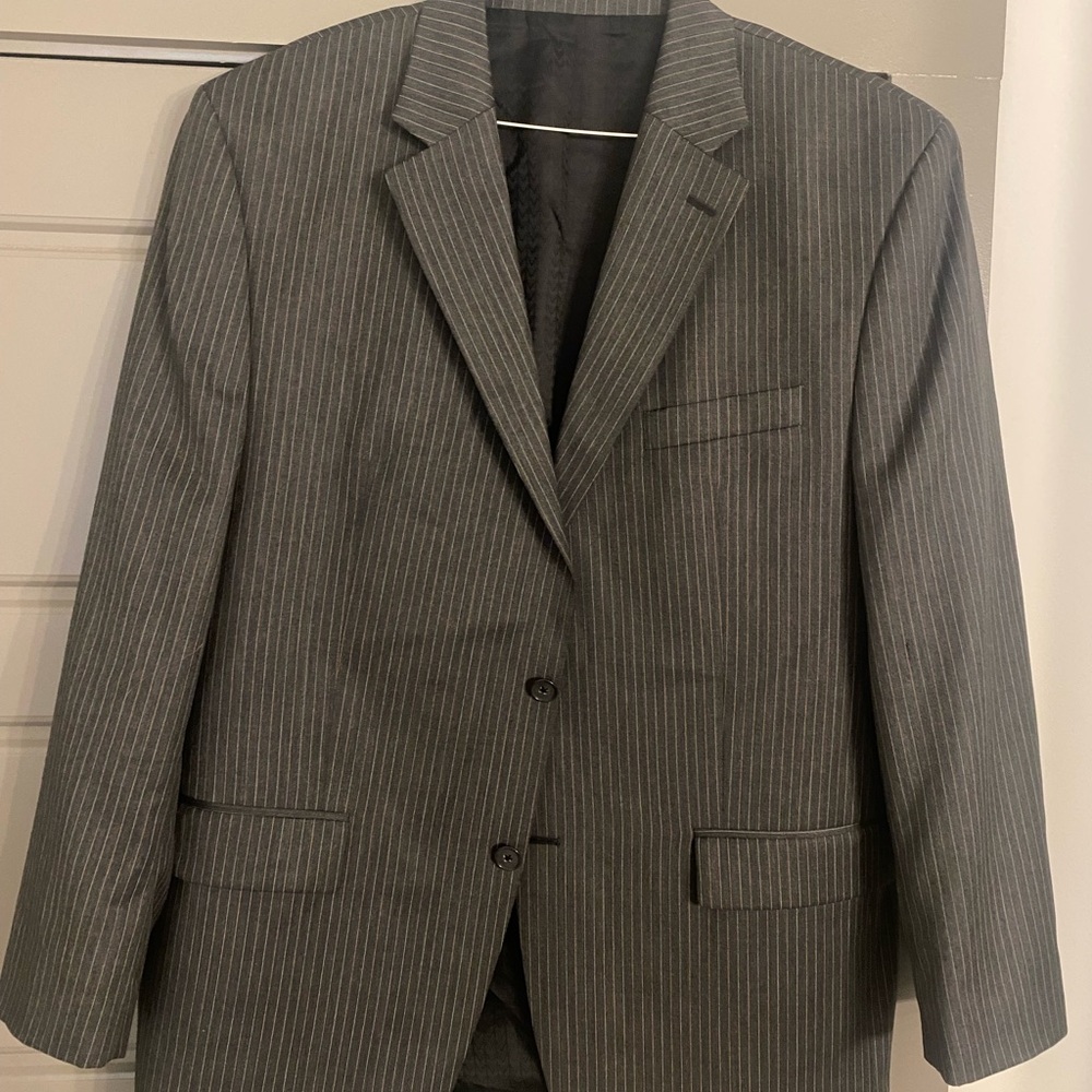 Michael Kohrs Gray Pinstripe Men's Suit